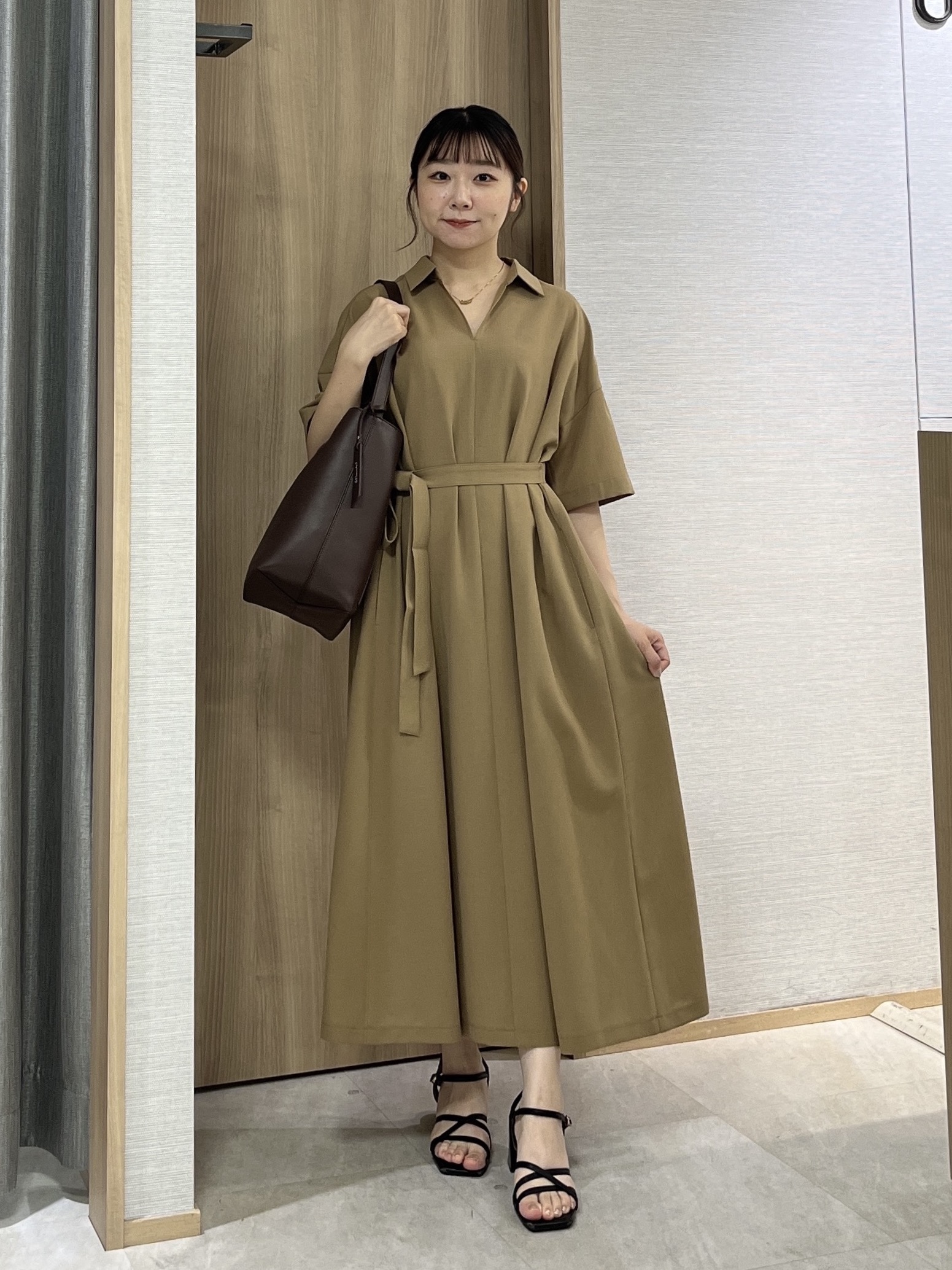 KAHOさんの「UNTITLED｜【残暑も快適/UVカット/接触冷感】エアリークールワンピース」を使ったコーディネート