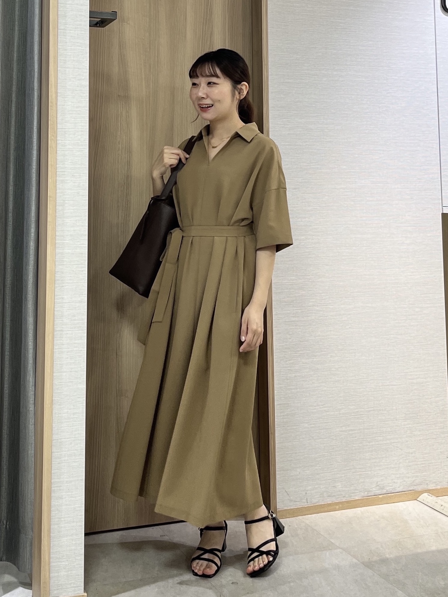 KAHOさんの「UNTITLED｜【残暑も快適/UVカット/接触冷感】エアリークールワンピース」を使ったコーディネート