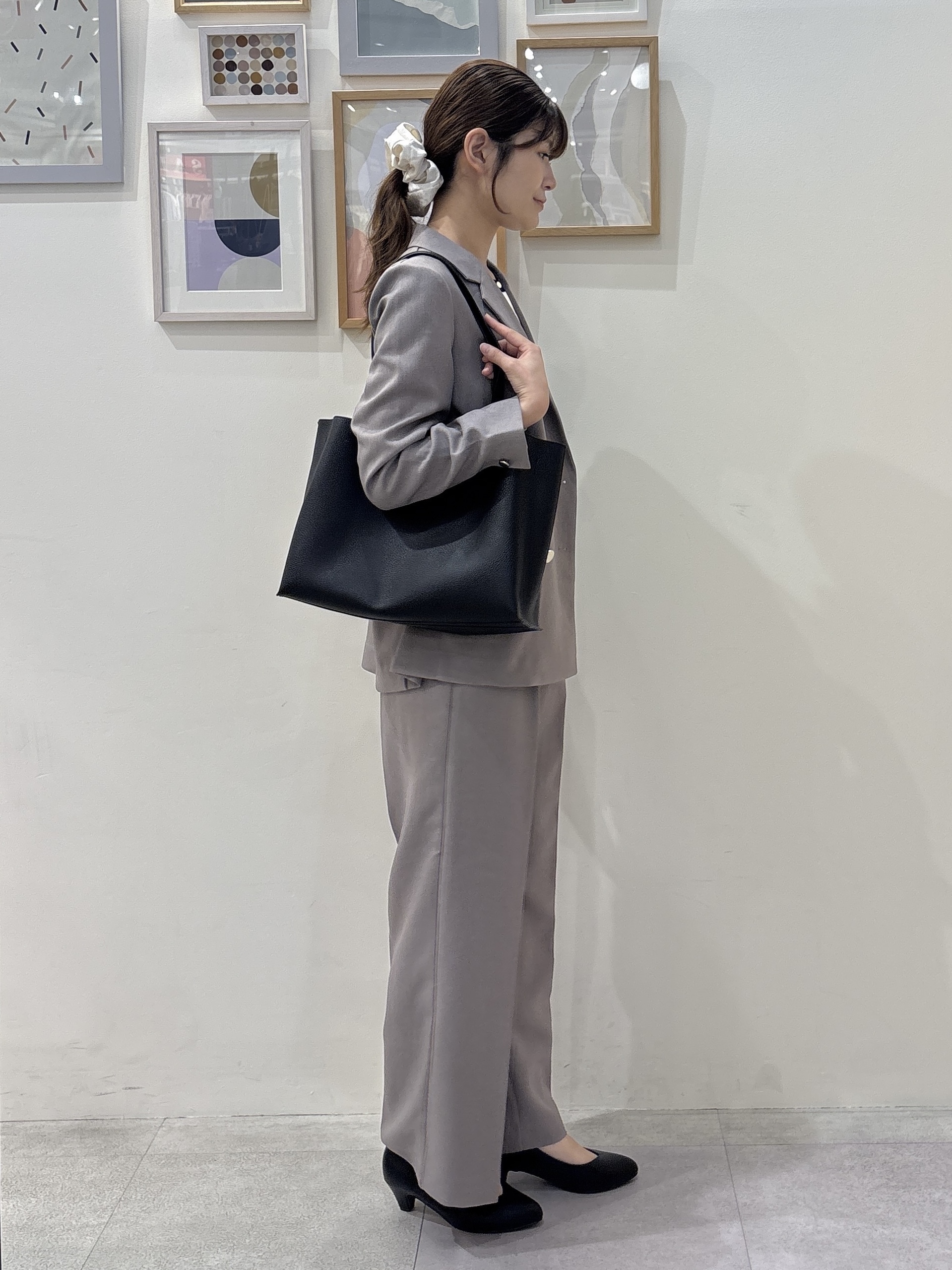 Rikaさんの「SHOO･LA･RUE｜【セットアップ可/通勤/洗濯機可/SS-LL】オンオフ使える ダブルブレストジャケット」を使ったコーディネート