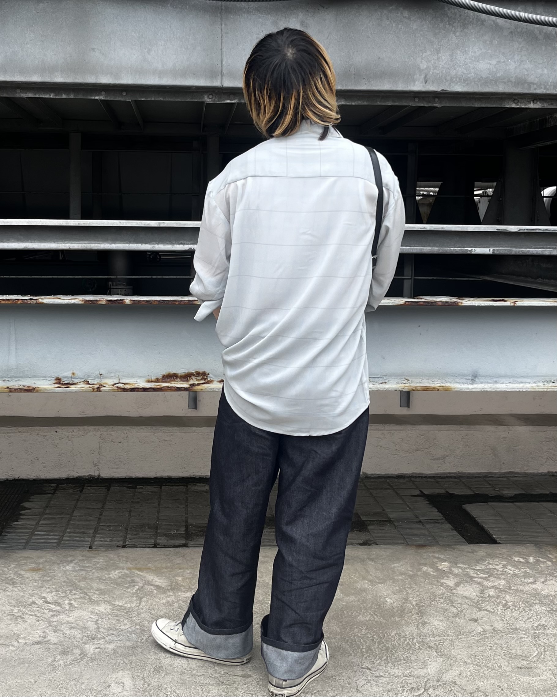 taigaさんの「tk.TAKEO KIKUCHI｜【色褪せしにくいデニム】Comfy Fadeless Denim Seriesバレルデニム」を使ったコーディネート