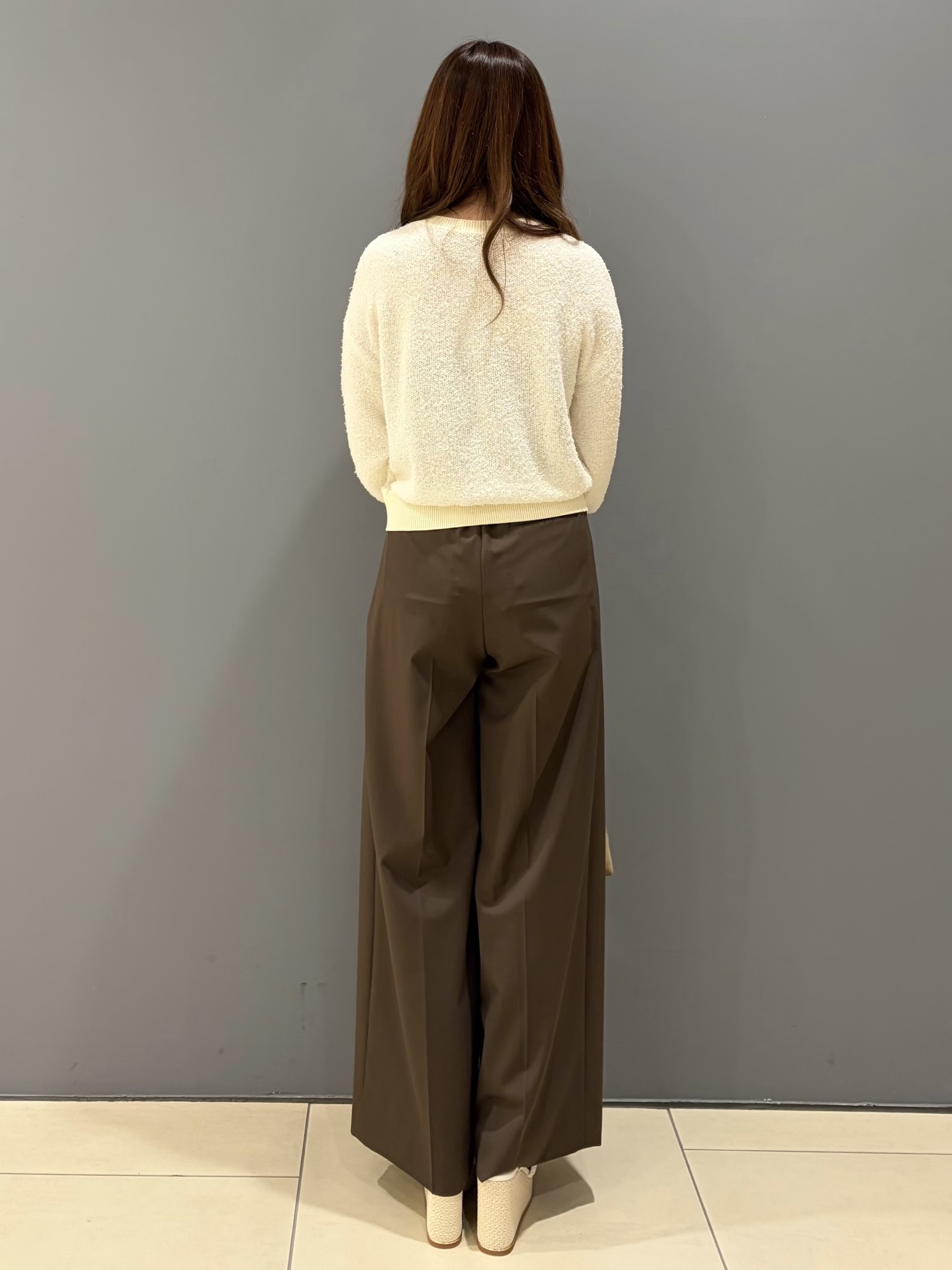 miさんの「UNTITLED｜【前後2WAY】コットン混カールプルオーバー」を使ったコーディネート