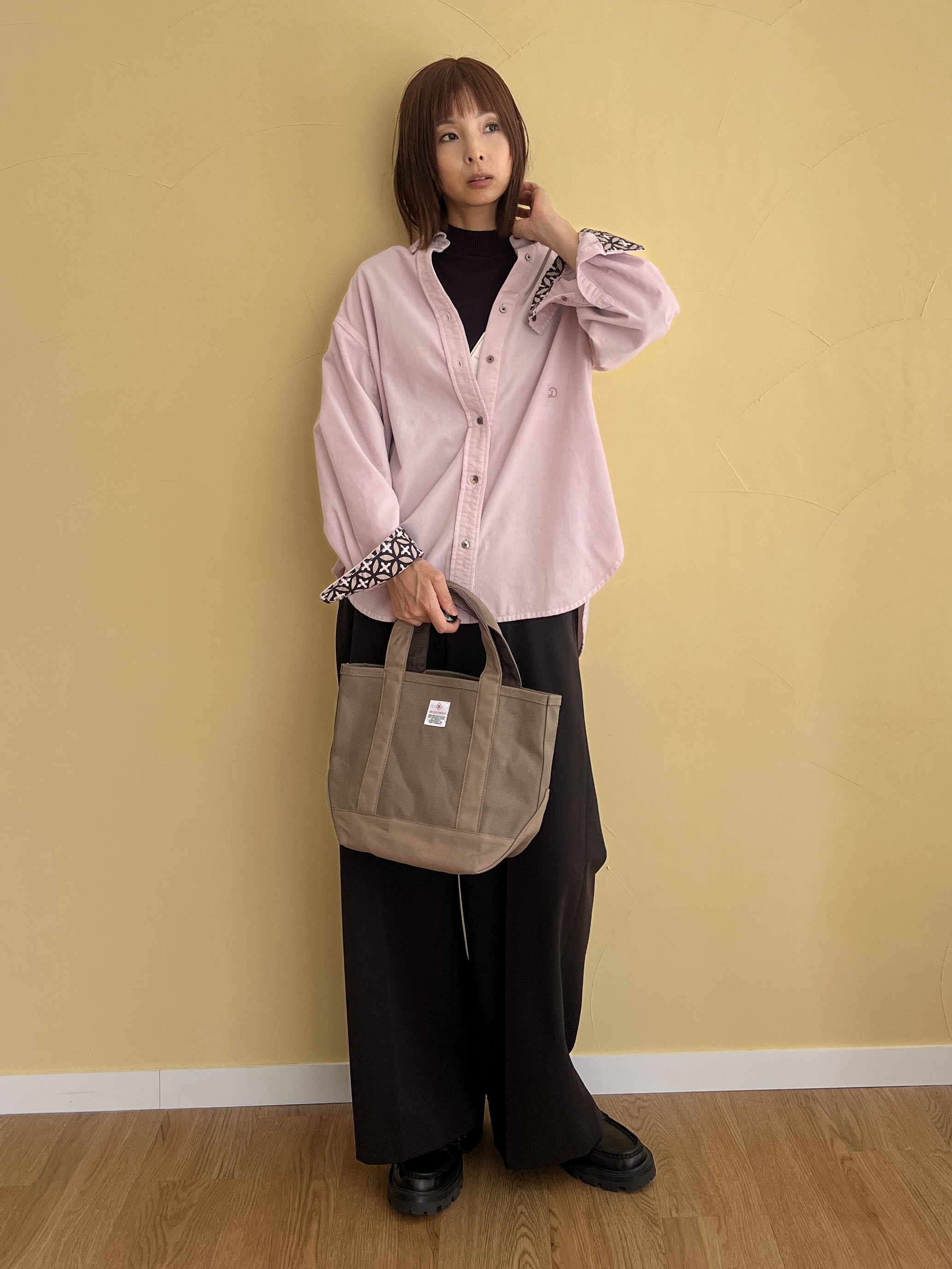 misaさんの「DRESSTERIOR｜ARTESANOS（アルテサノス）【別注】金具付きローファー」を使ったコーディネート
