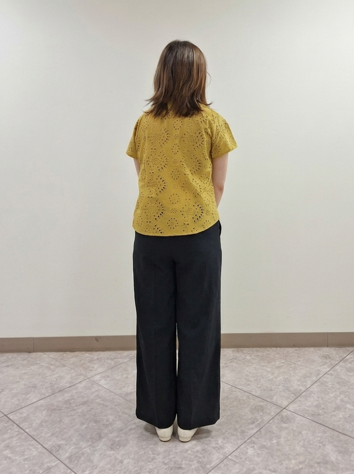 S.xuliさんの「Reflect｜【通勤◎】カットワーク刺繍レース シャツブラウス」を使ったコーディネート