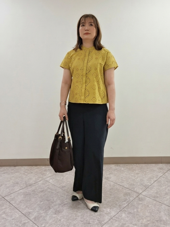 S.xuliさんの「Reflect｜【通勤◎】カットワーク刺繍レース シャツブラウス」を使ったコーディネート
