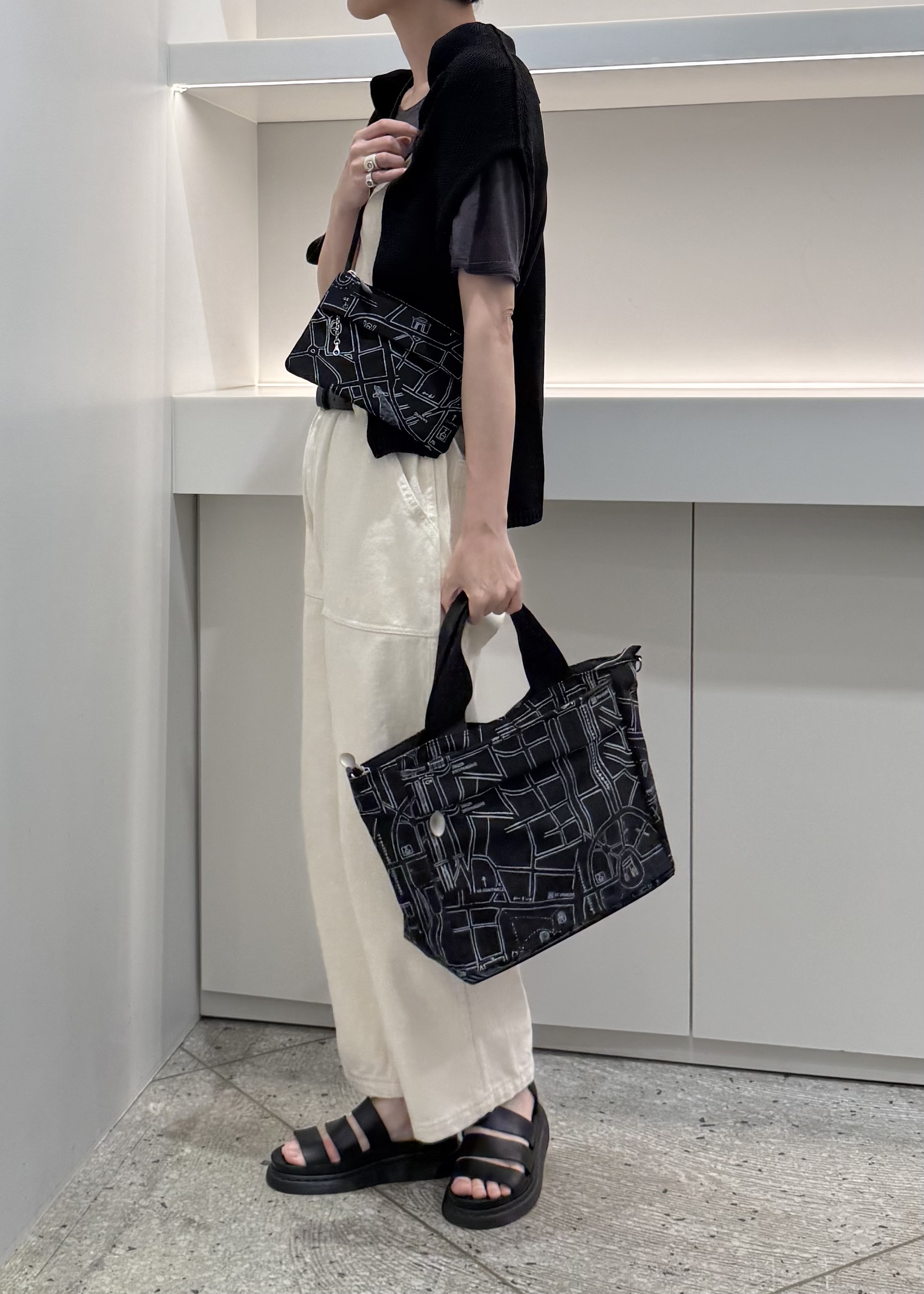 Kさんの「HIROKO HAYASHI｜COMODA（コモダ）2wayボストンバッグ」を使ったコーディネート