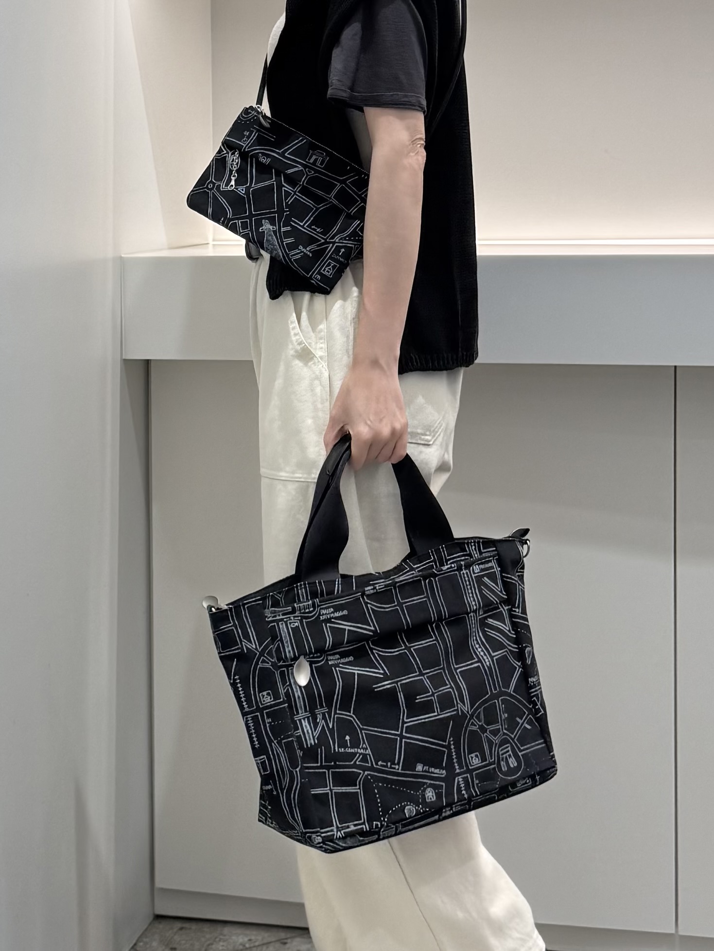 Kさんの「HIROKO HAYASHI｜COMODA（コモダ）2wayボストンバッグ」を使ったコーディネート