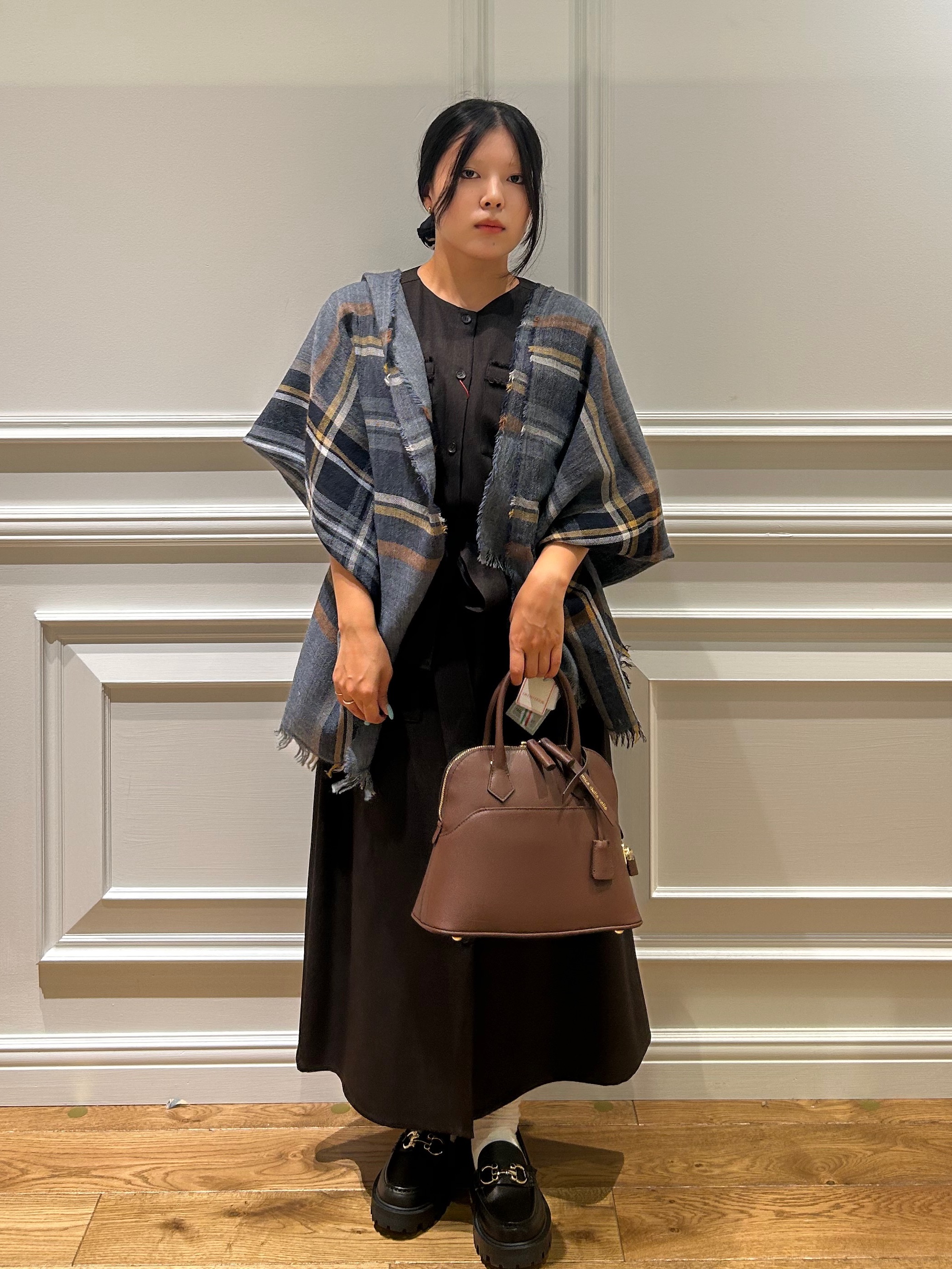 とりみさんの「DRESSTERIOR｜ウォッシャブルツイードライクワンピース」を使ったコーディネート