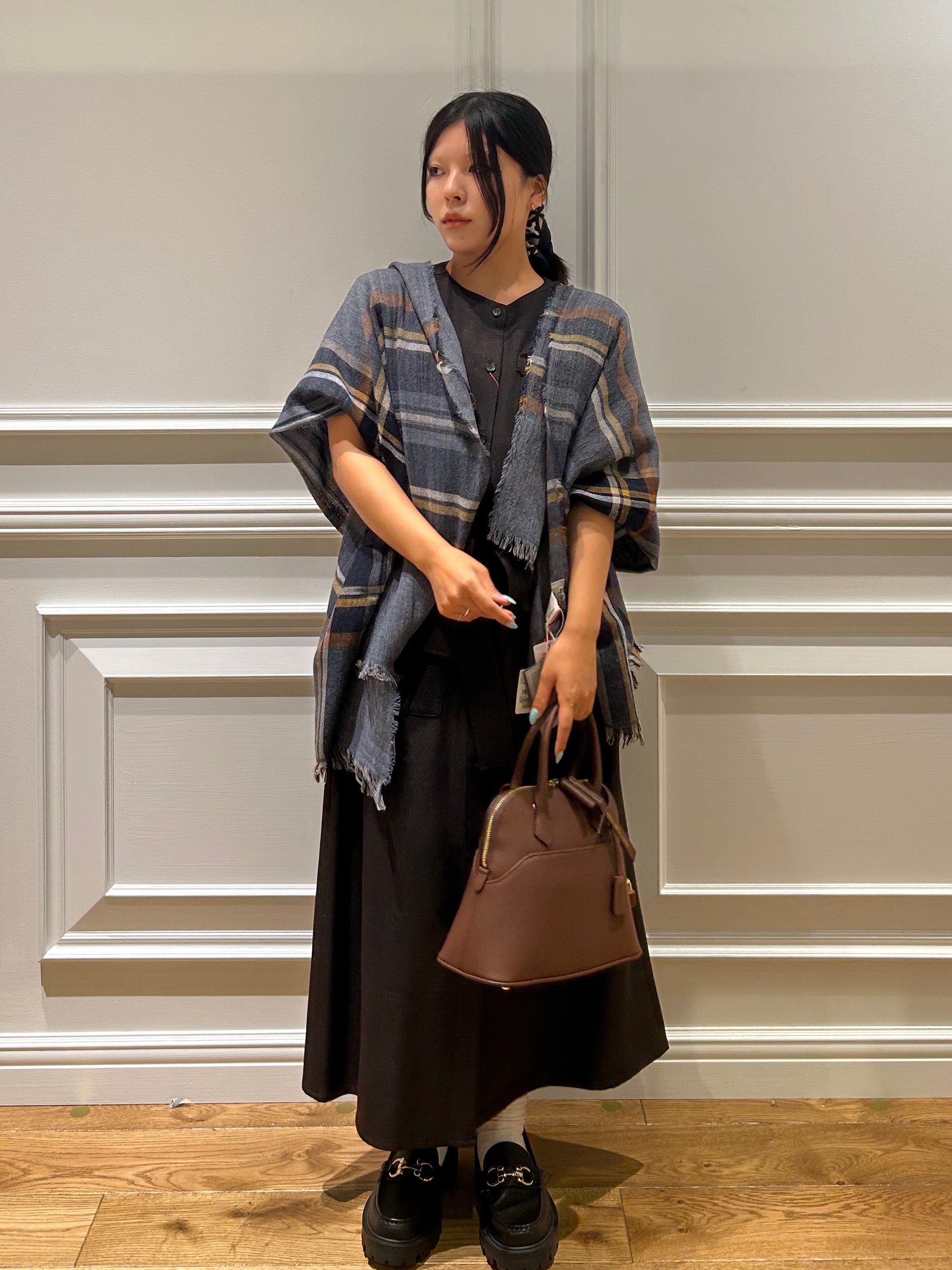とりみさんの「DRESSTERIOR｜ウォッシャブルツイードライクワンピース」を使ったコーディネート