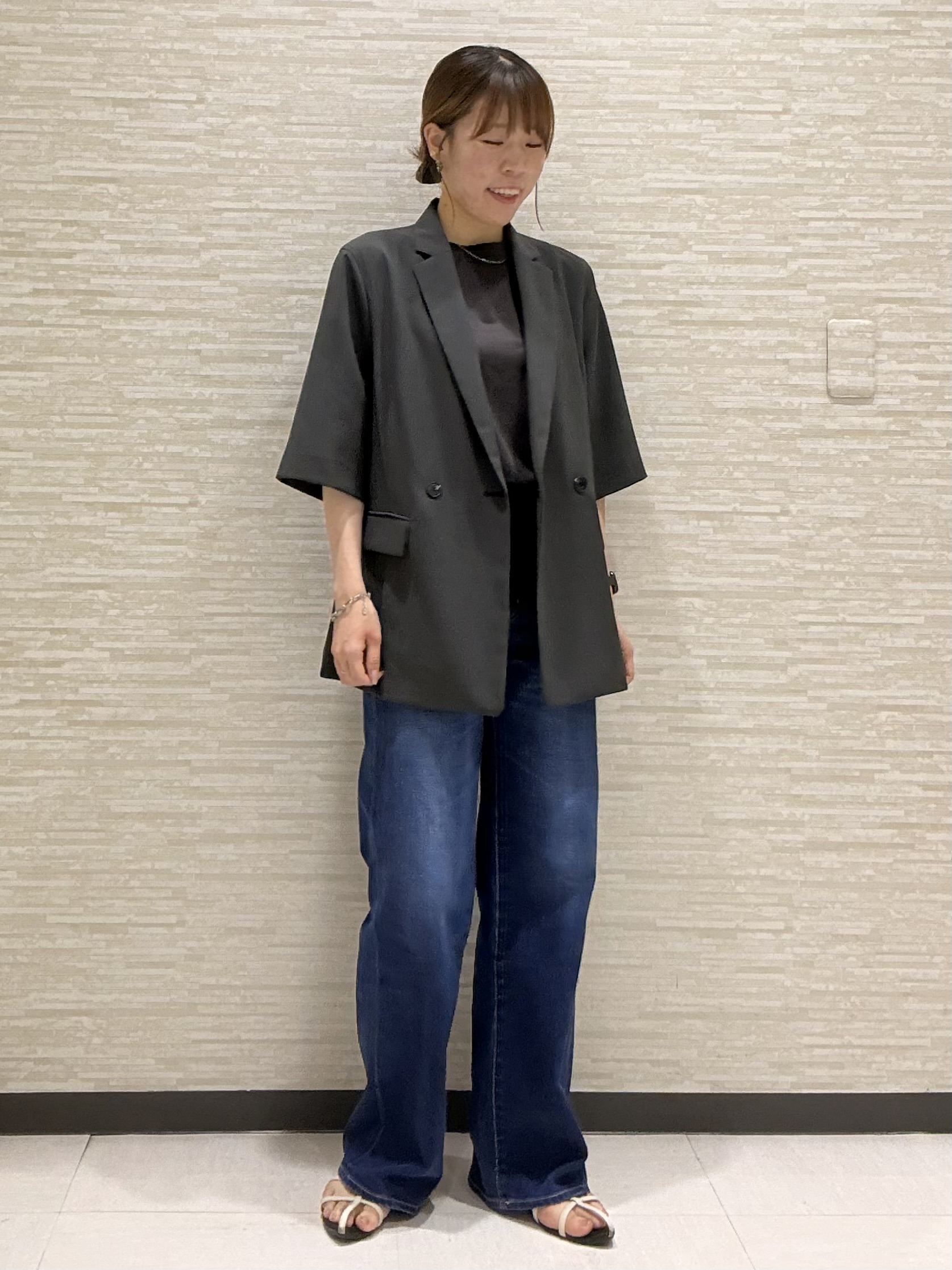 Kataさんの「UNTITLED｜【秋の通勤羽織/セットアップ可/UVカット】エアリークール半袖ジャケット」を使ったコーディネート