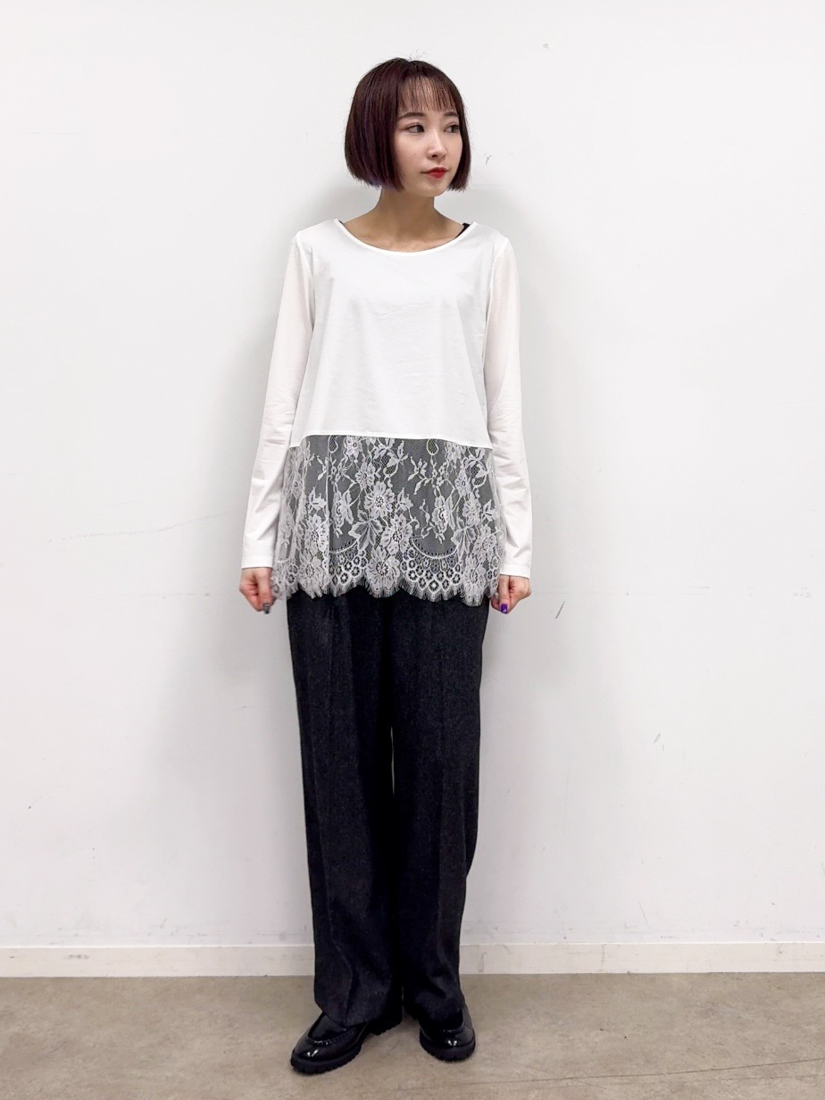 𝐜𝐡𝐢𝐤𝐚さんの「THE SHOP TK｜POLO BCS/ケーブルクルーカーディガン」を使ったコーディネート
