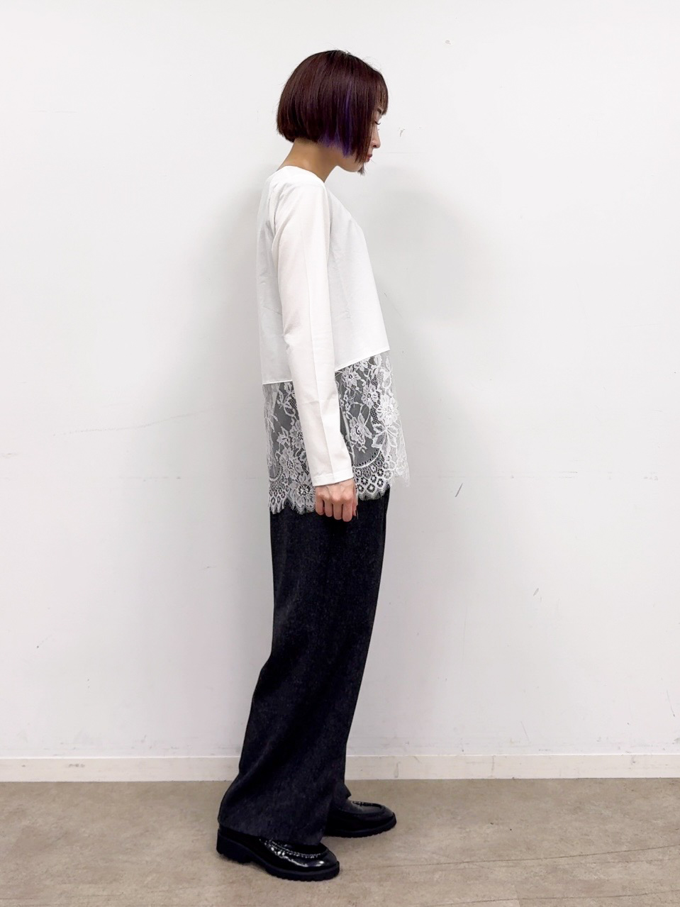 𝐜𝐡𝐢𝐤𝐚さんの「THE SHOP TK｜POLO BCS/ケーブルクルーカーディガン」を使ったコーディネート