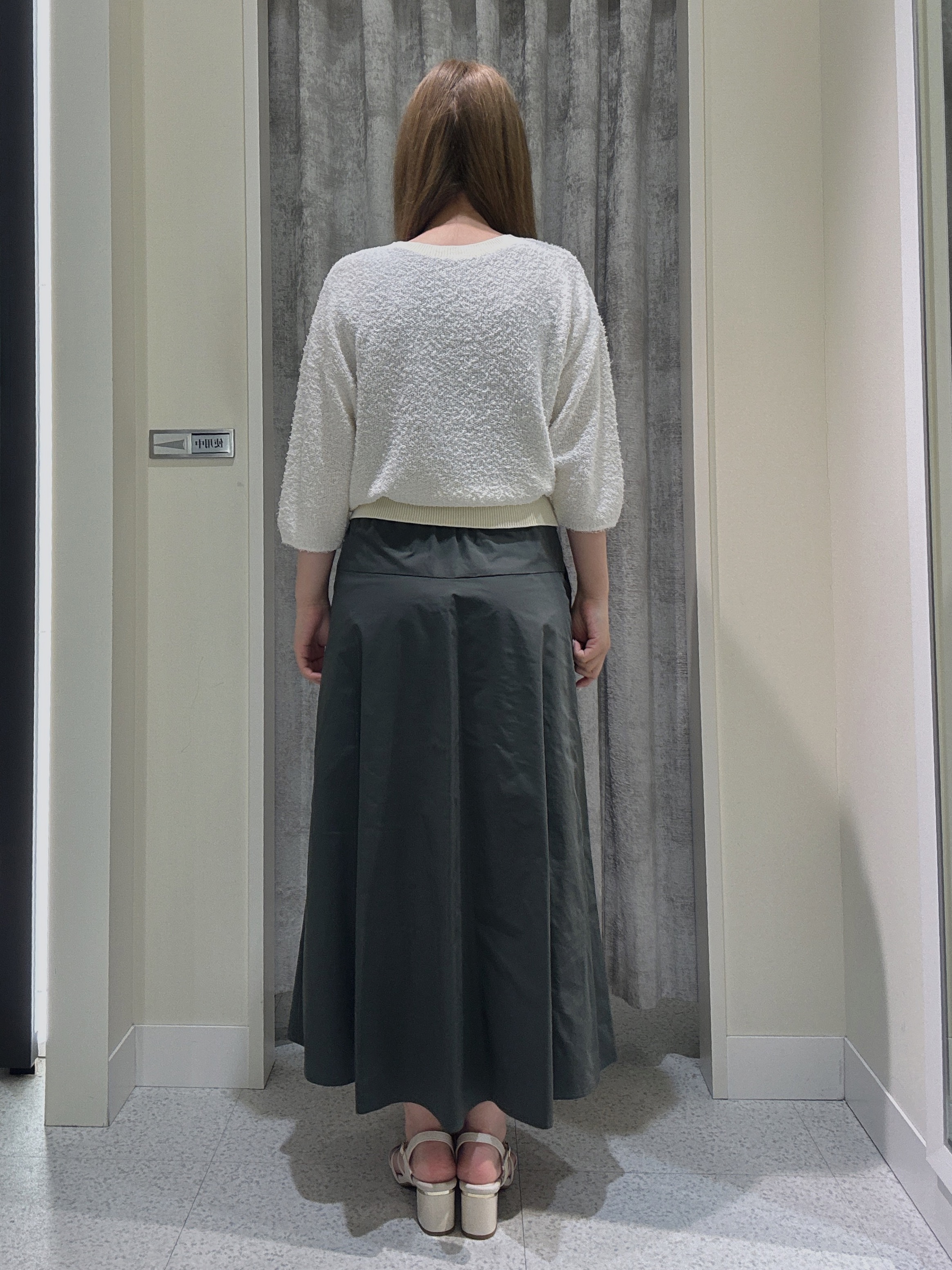 rimaさんの「UNTITLED｜【前後2WAY】コットン混カールプルオーバー」を使ったコーディネート
