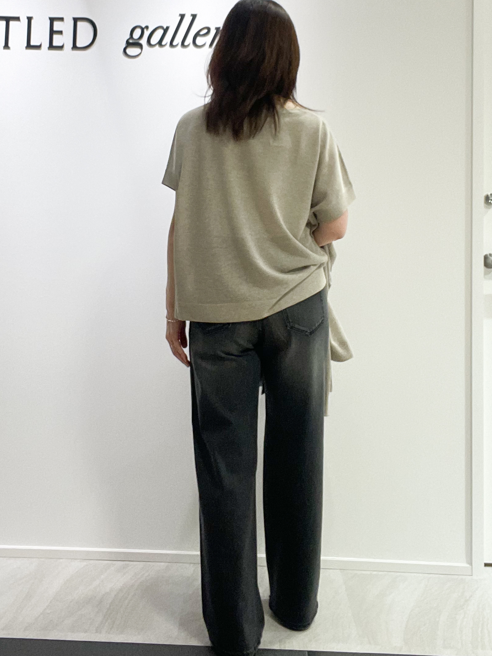 めいさんの「UNTITLED｜【アンサンブル可/品のある透け感】Tシャツ風ニットトップス」を使ったコーディネート
