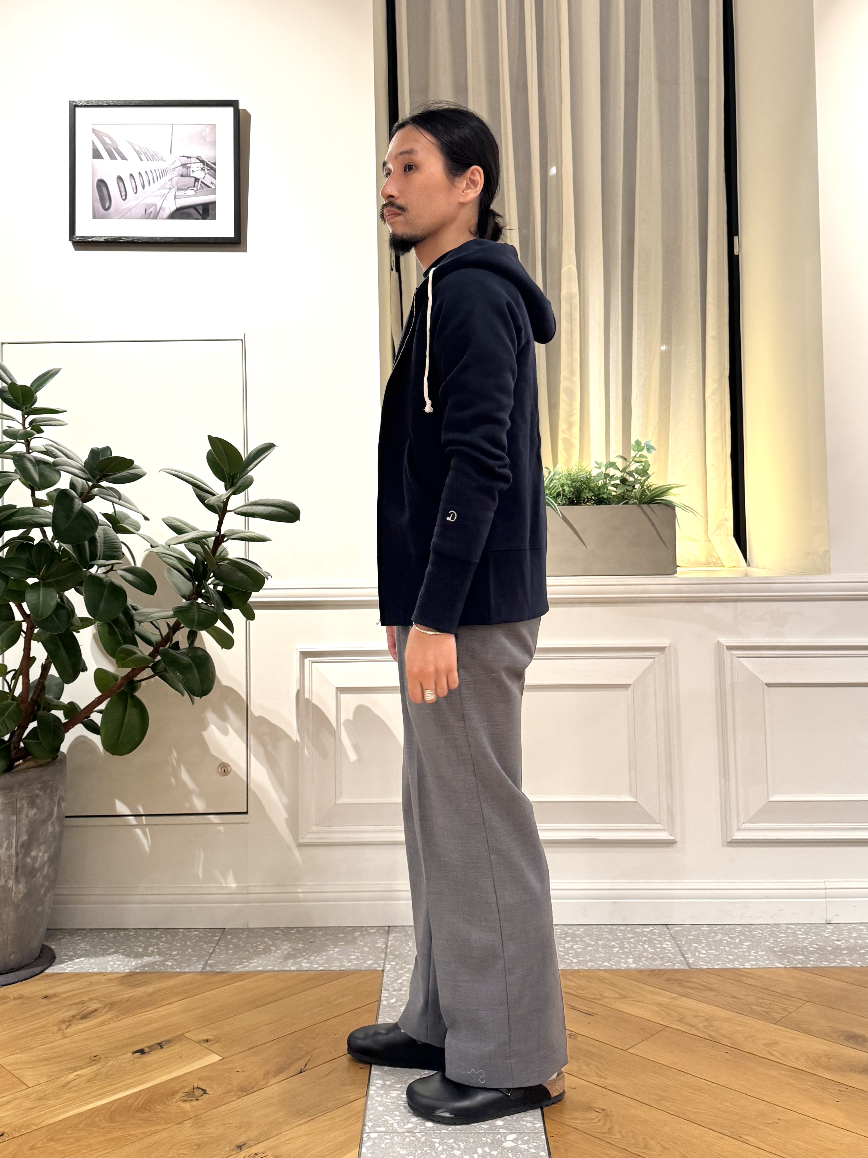 kawarataniさんの「DRESSTERIOR｜【ベストセラー】デキシー吊裏毛ジップアップパーカ」を使ったコーディネート