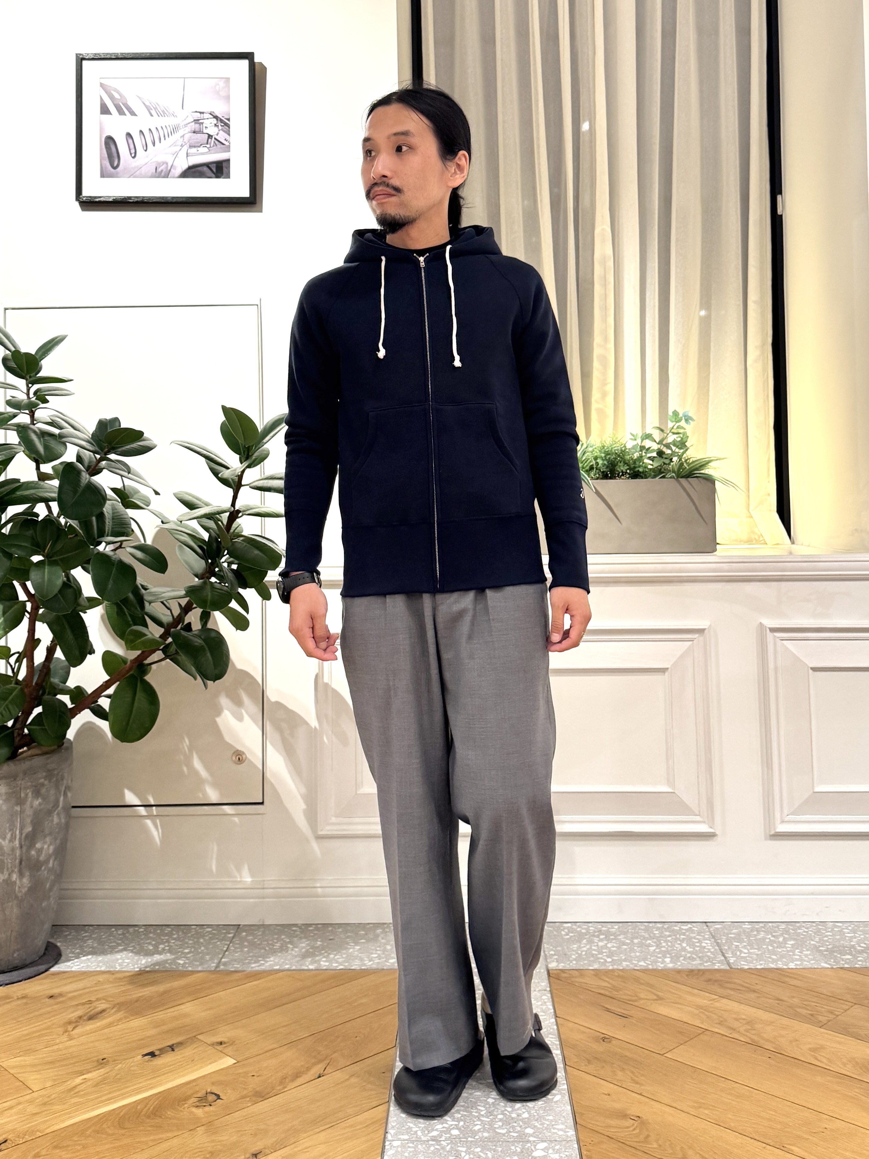 kawarataniさんの「DRESSTERIOR｜【ベストセラー】デキシー吊裏毛ジップアップパーカ」を使ったコーディネート