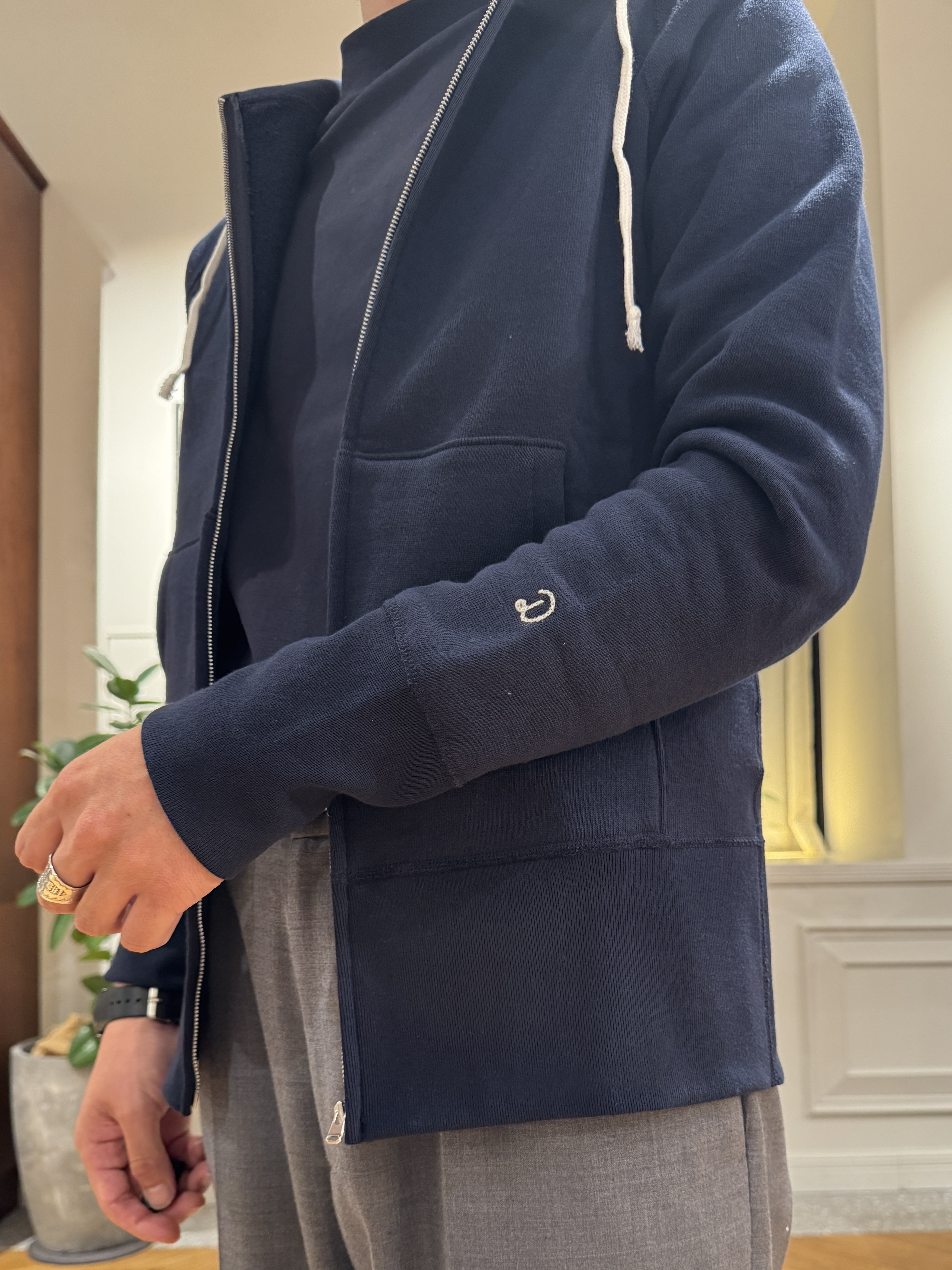 kawarataniさんの「DRESSTERIOR｜【ベストセラー】デキシー吊裏毛ジップアップパーカ」を使ったコーディネート