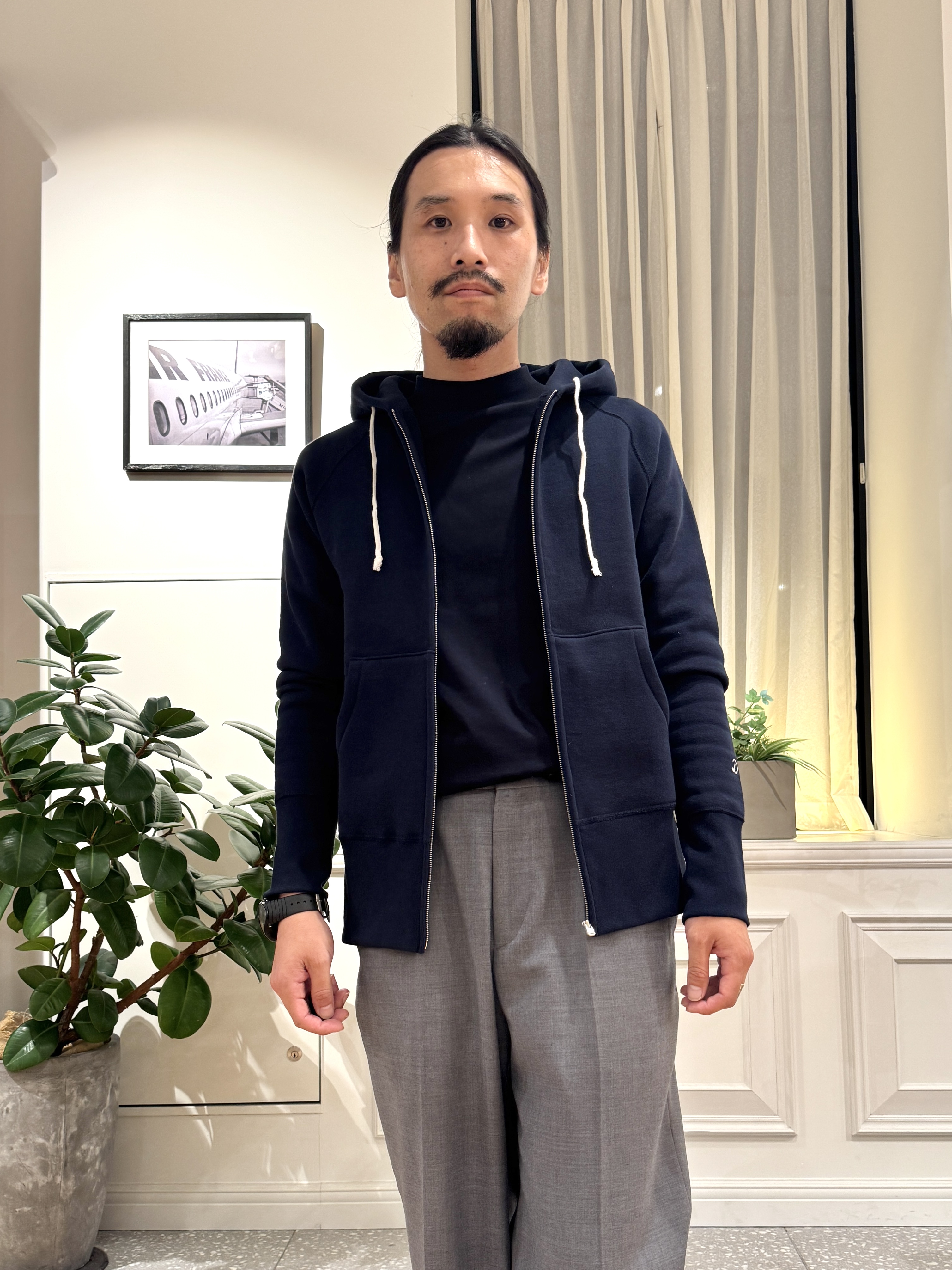 kawarataniさんの「DRESSTERIOR｜【ベストセラー】デキシー吊裏毛ジップアップパーカ」を使ったコーディネート