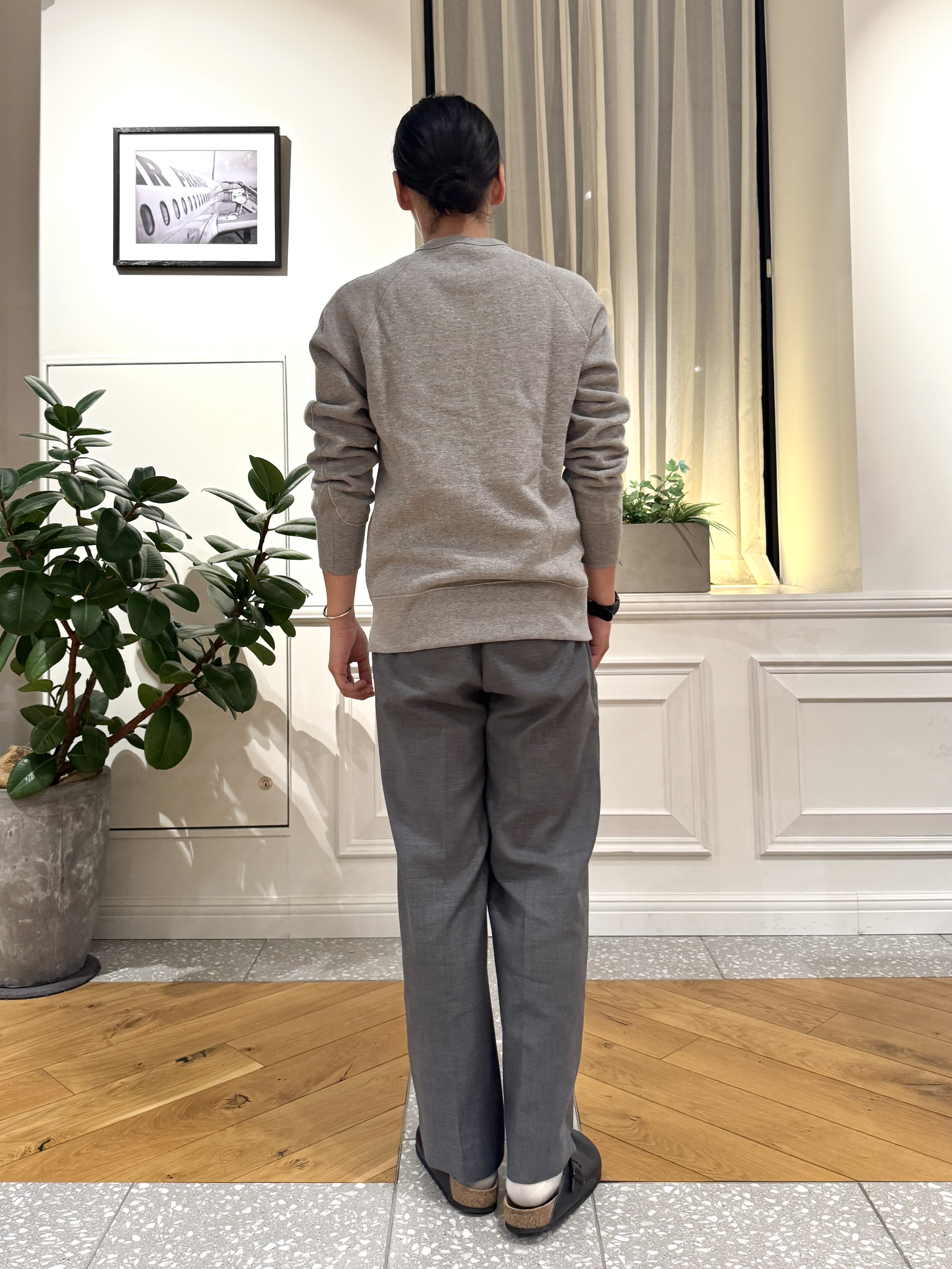 kawarataniさんの「DRESSTERIOR｜◆[DRESSTERIOR定番]吊裏毛プルオーバースウェット」を使ったコーディネート