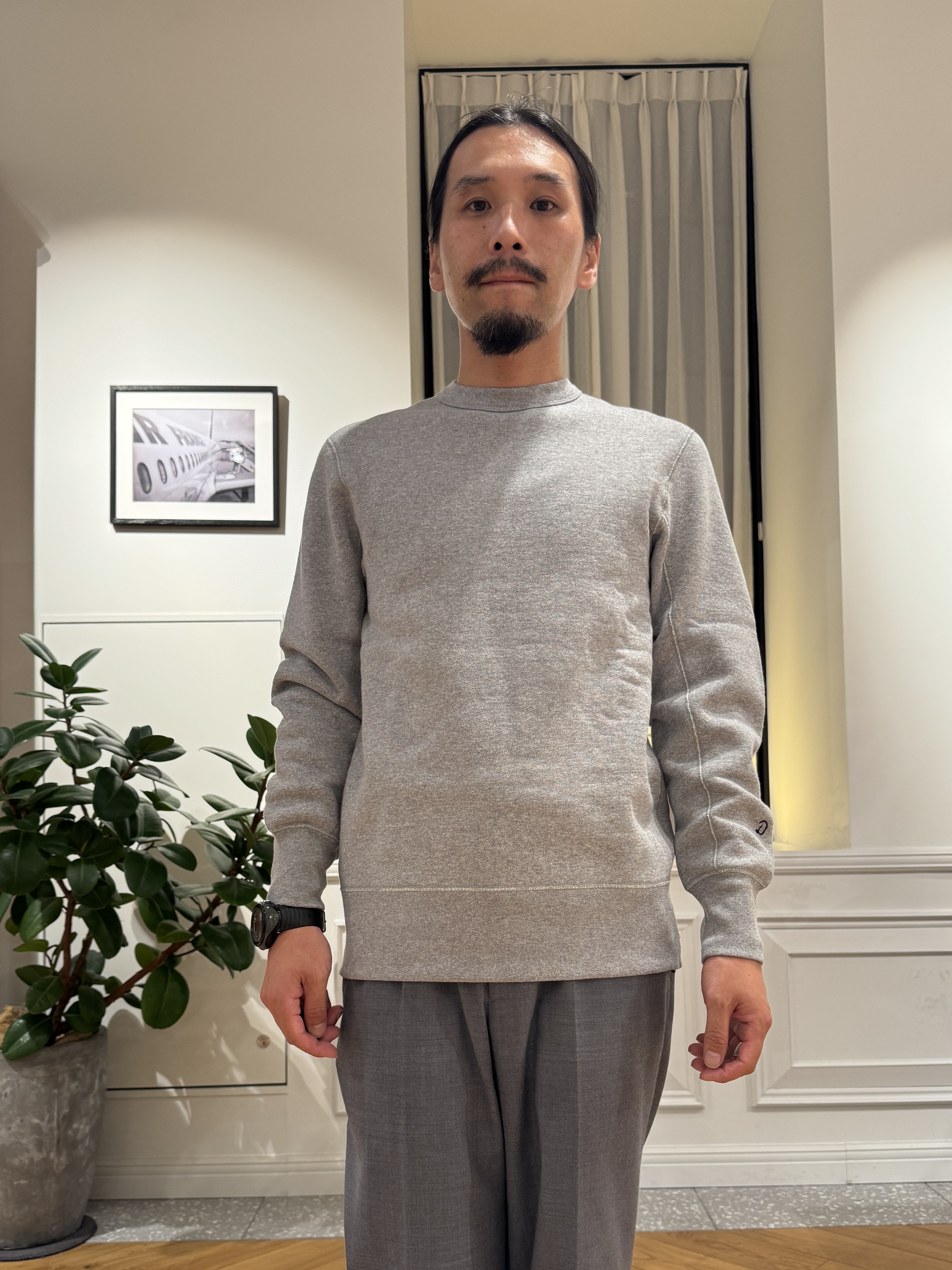 kawarataniさんの「DRESSTERIOR｜◆[DRESSTERIOR定番]吊裏毛プルオーバースウェット」を使ったコーディネート