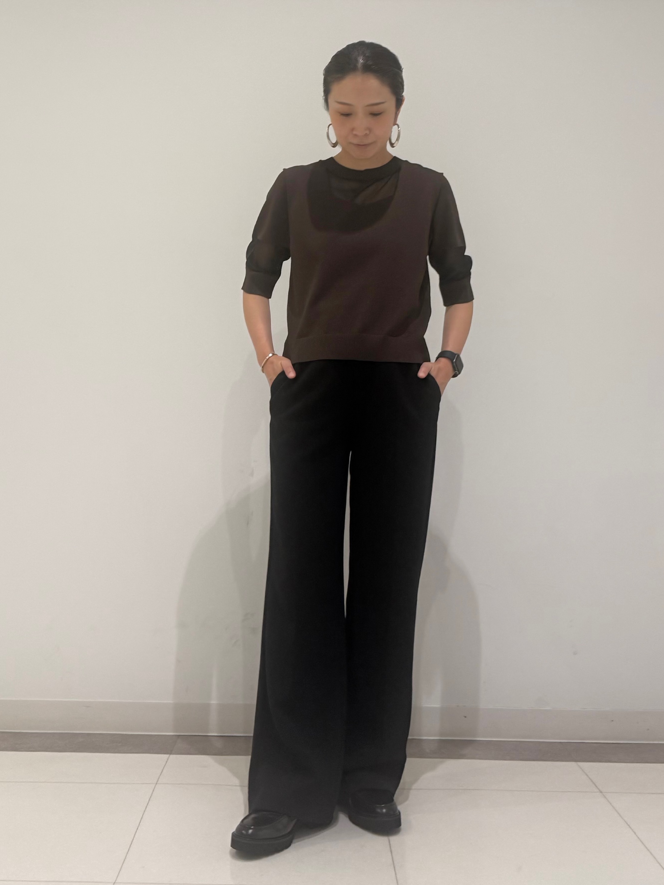MIYAKAWAさんの「DRESSTERIOR｜【日本製/シアー素材】ウォッシャブルニット ハーフスリーブプルオーバー」を使ったコーディネート