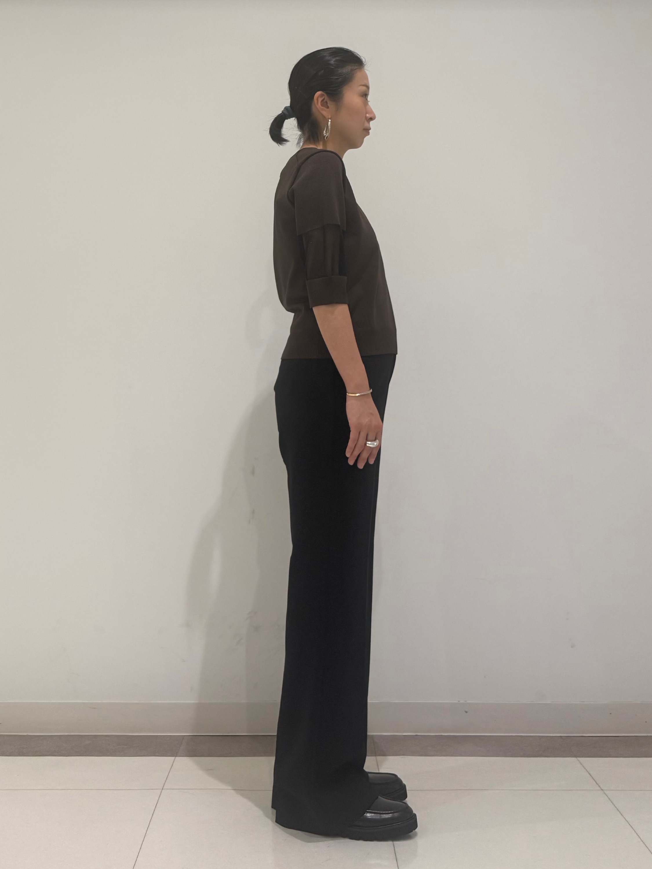 MIYAKAWAさんの「DRESSTERIOR｜【日本製/シアー素材】ウォッシャブルニット ハーフスリーブプルオーバー」を使ったコーディネート