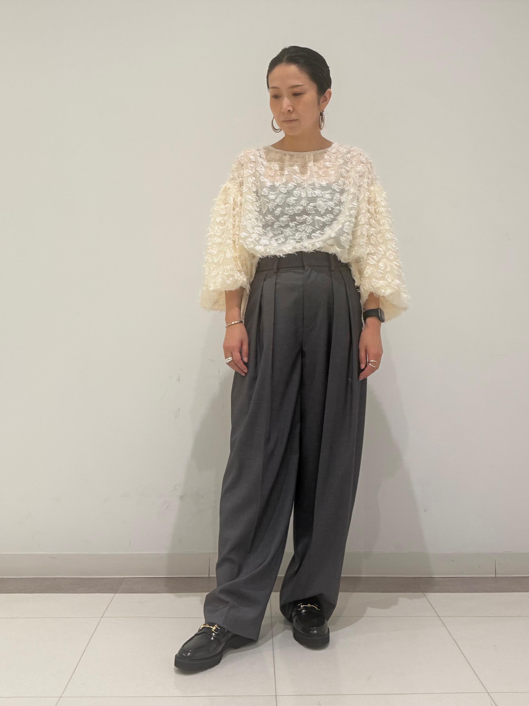 MIYAKAWAさんの「DRESSTERIOR｜【着映え】ジャガードボリュームブラウス」を使ったコーディネート