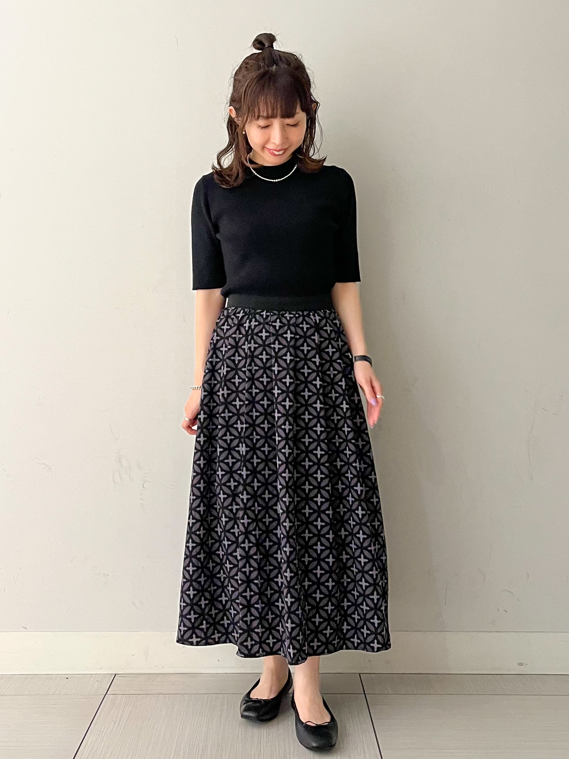 じゅんさんの「DRESSTERIOR｜【異素材コンビ】オーバーラップサークルコンビワンピース」を使ったコーディネート