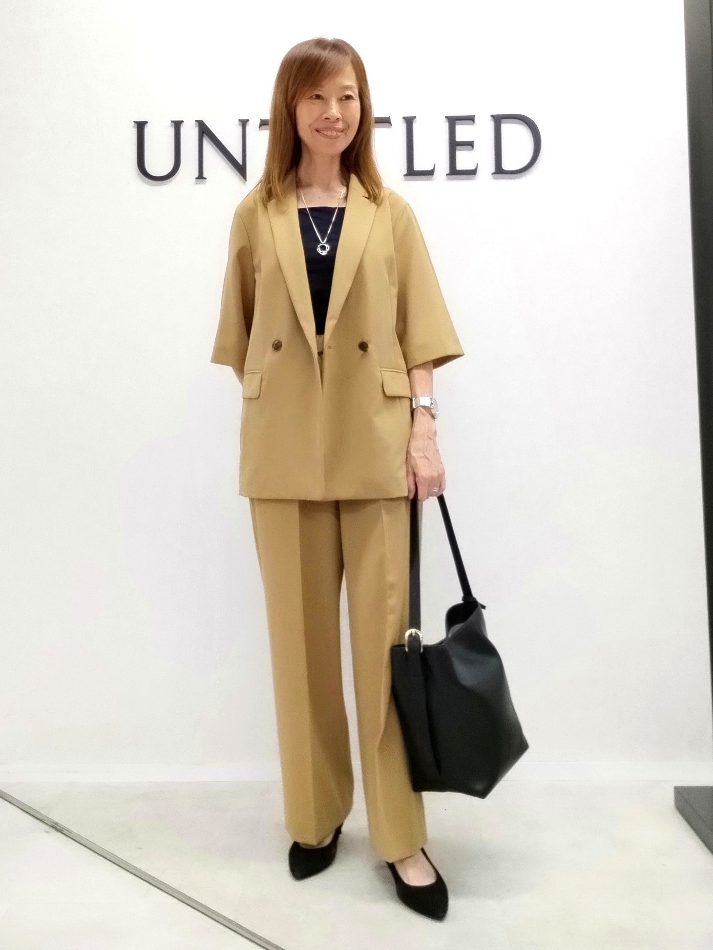 もりさんの「UNTITLED｜【秋の通勤羽織/セットアップ可/UVカット】エアリークール半袖ジャケット」を使ったコーディネート
